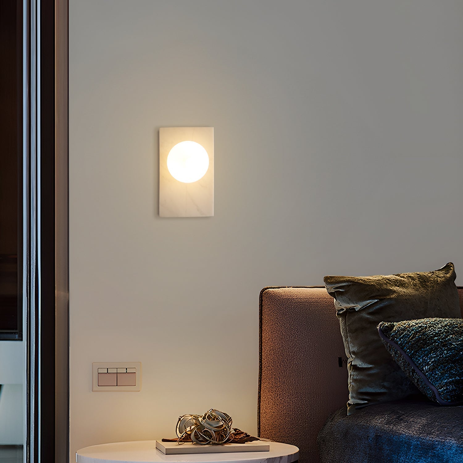 Lan Wall Light