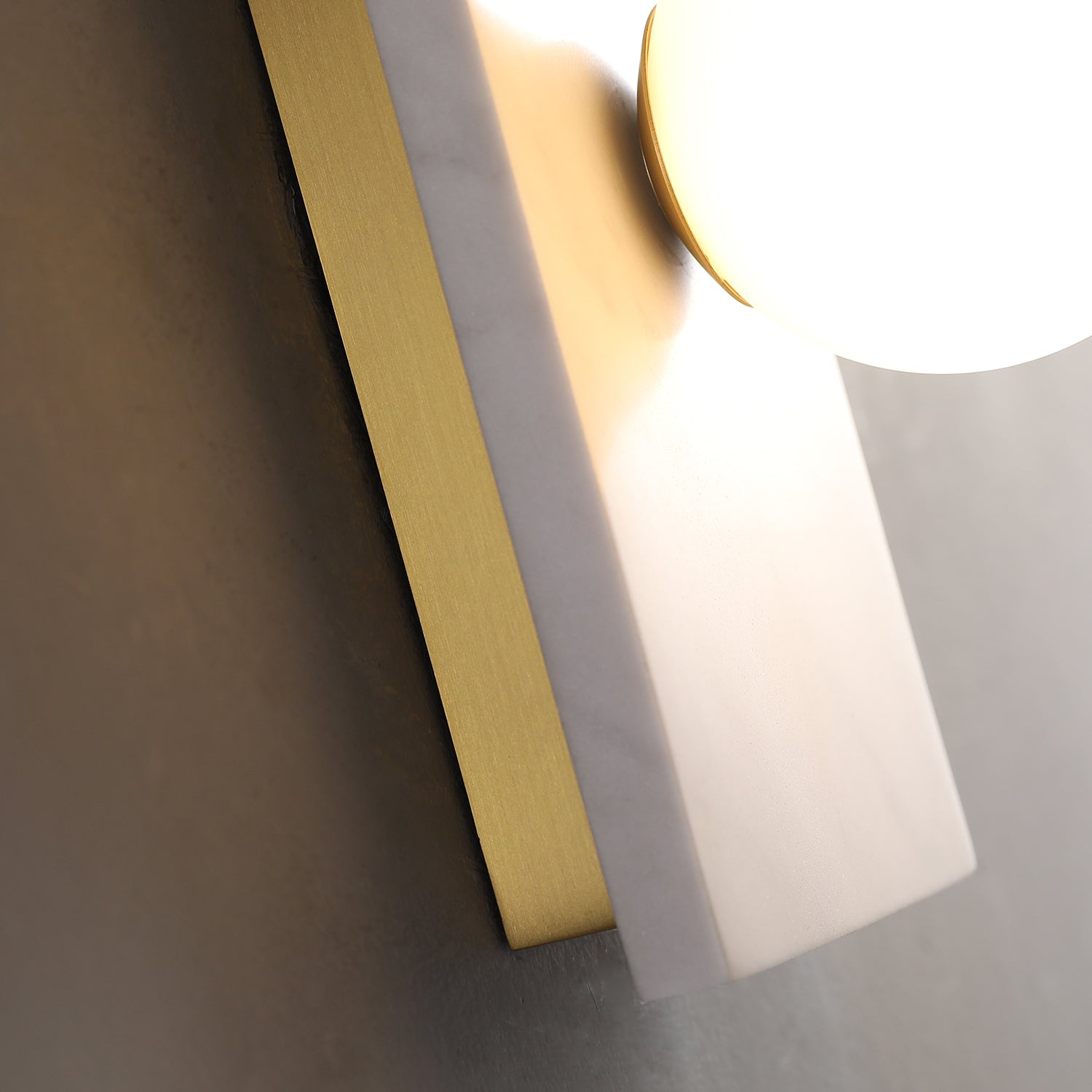 Lan Wall Light