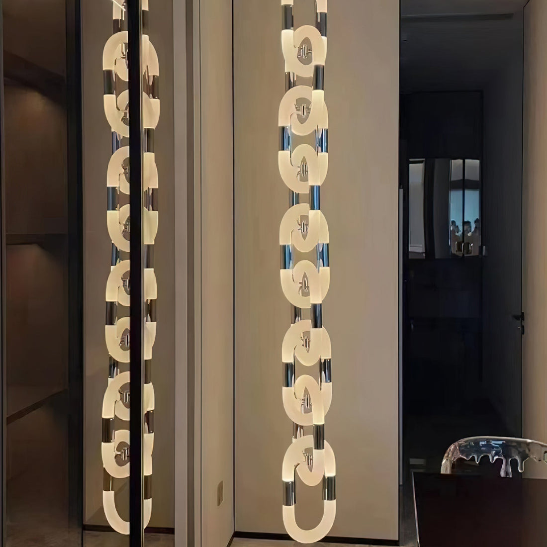 Link Vertical Pendant Light